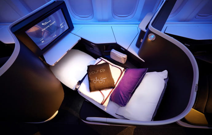 Tangerine travaille pour les compagnies aériennes et les constructeurs aéronautiques, aussi bien Airbus que Boeing. On retrouve ses fauteuils dans les A380 et 787, entre autres, de British Airways, Cathay Pacific et Virgin Australia.