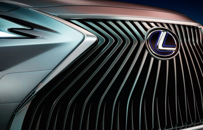 Le nouvelle Lexus sera présentée au Salon de Pékin.