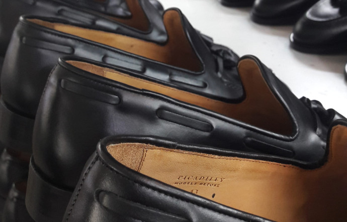 Bexley vend 250 000 paires de souliers par an.