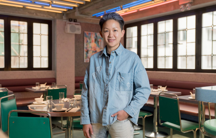 • Little Bao, 66 Staunton Street, Central, tél. +852 2194 0202, www.little-bao.com • Happy Paradise, 52-56 Staunton Street, Central (entrée sur Aberdeen Street, restaurant à l’étage), tél. +852 2816 2118, www.happyparadise.hk.