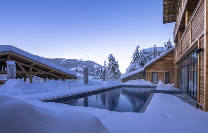 En 2017, un hôtel Four Seasons a rejoint le domaine du mont d’Arbois.