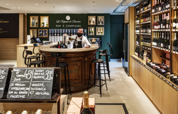 Espaces de restauration et nouvelle épicerie pour gourmets au Printemps, l’enseigne parisienne des grands boulevards.