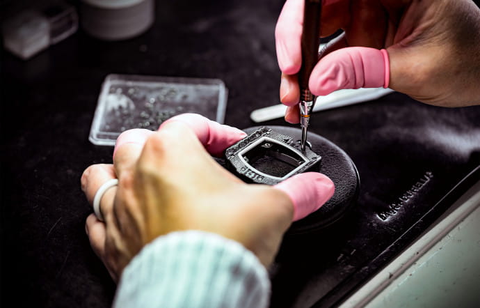 Le boîtier de forme tonneau est la marque de fabrique de Richard Mille.