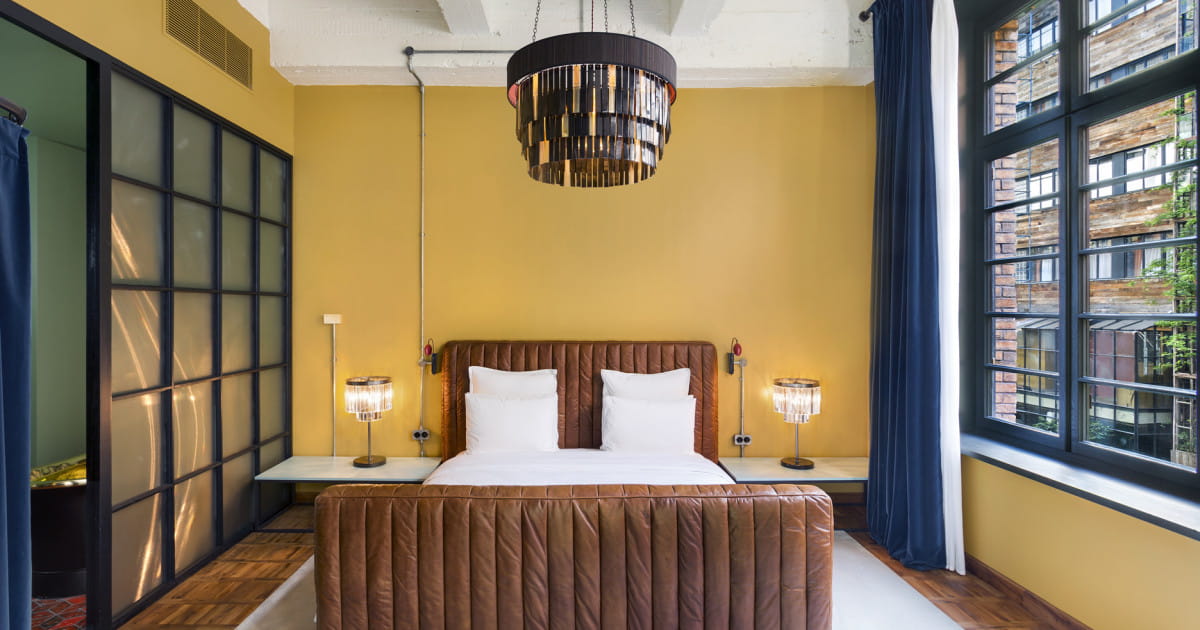 Good Spot : l'étonnant Stamba Hotel de Tbilissi