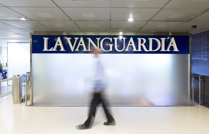 The Good Paper : La Vanguardia, le funambule de Barcelone