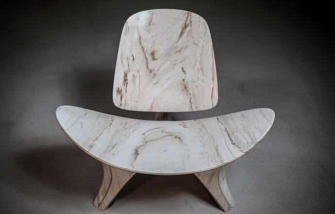 Le fauteuil Lapella était la pièce phare du salon dédié aux nouvelles technologies et à la stéréotomie, la science de la découpe des matériaux de construction tels que la pierre, organisé à New York en avril dernier.