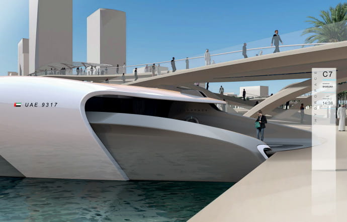 Une plate-forme accueille les passagers à l’arrière du catamaran.