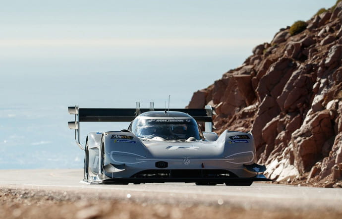 La prochaine édition de Pikes Peak aura lieu le 30 juin 2019. www.ppihc.org