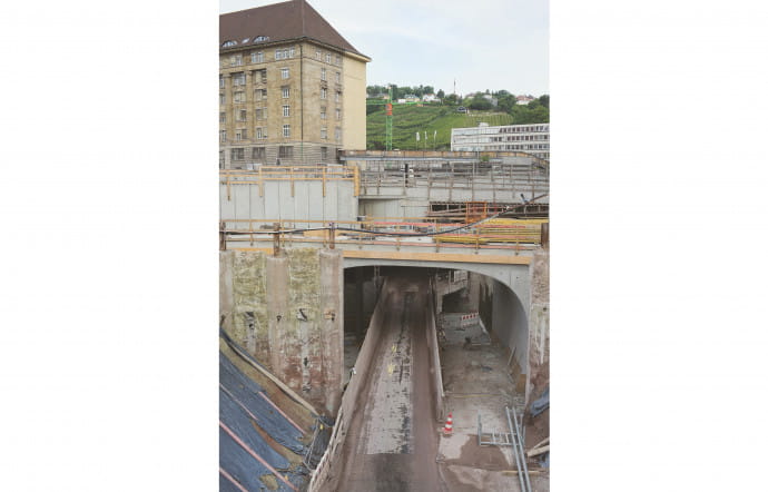 Les travaux de la gare, commencés en 2010, sont censés s’achever en 2025.