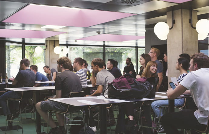 Un peu excentrée, l’université de Stuttgart forme, notamment, de futurs ingénieurs.