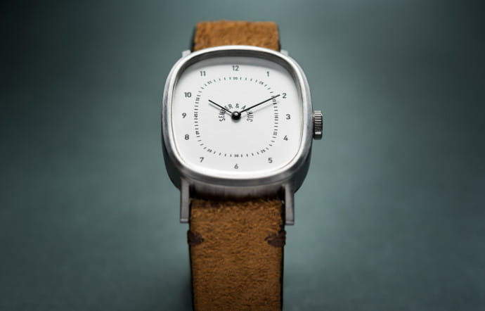 L’Ovale Classique, 1500 €.