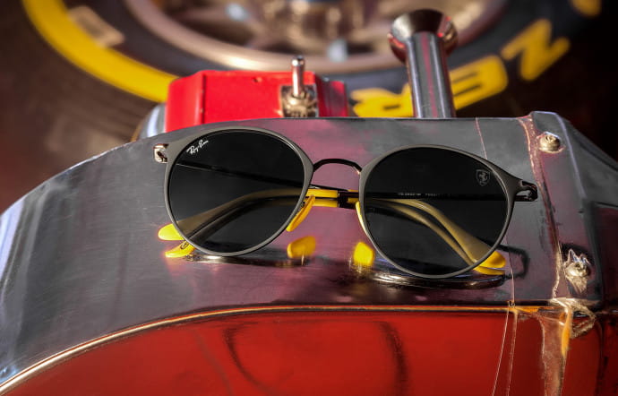 Ray-Ban RB3602M.
