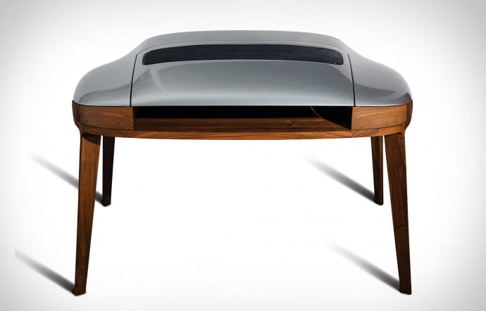 Le bureau Porsche 911 mis en vente chez Sotheby’s. La mise de départ ? 20 000 $.