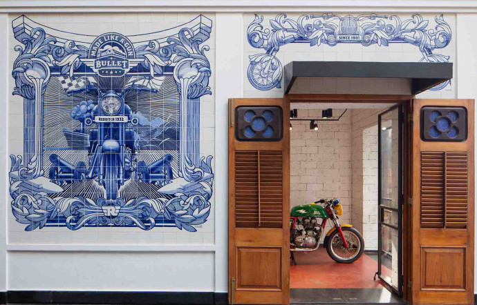 Les azulejos typiquement portugais, que Royal Enfield s’est approprié.