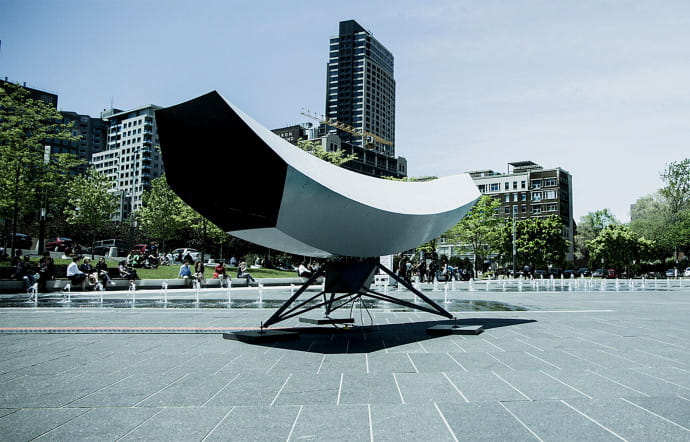 EOTONE, D’HERMAN KOLGEN ET DAVID LETELLIER, VISE A CAPTER LES VENTS. ICI, A MONTREAL, EN 2014