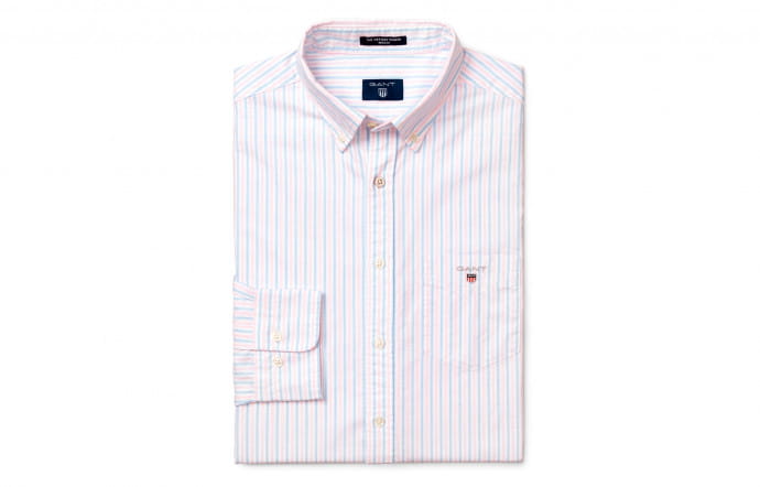 Chemise Oxford regular à rayures banquier bicolores Gant, 119 €.