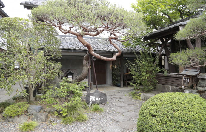 Le ryokan de Kazuteru Miyamoto, ancien champion de sumo, compte 6 chambres.