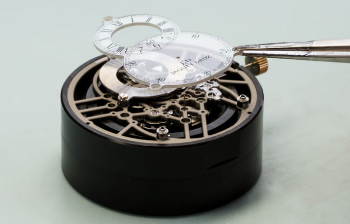 Grande Seconde Skelet One, boîtier 41 mm en or rouge, mouvement squelette mécanique à remontage automatique, bracelet en alligator, 34 300 €.