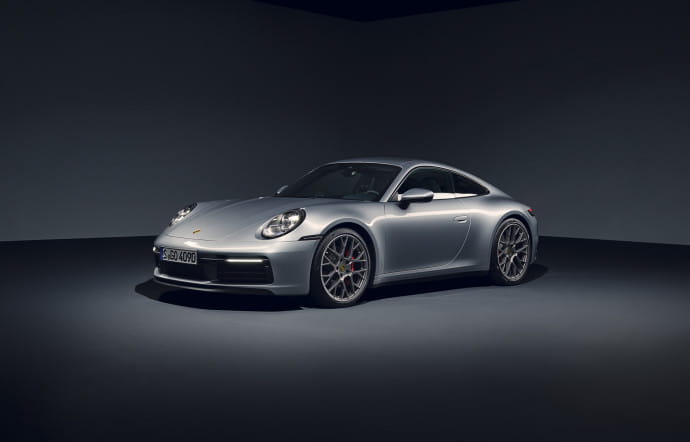 Prix : à partir de 122 255 € pour la 911 Carrera S et à partir de 130 175 € pour la 911 Carrera 4S.