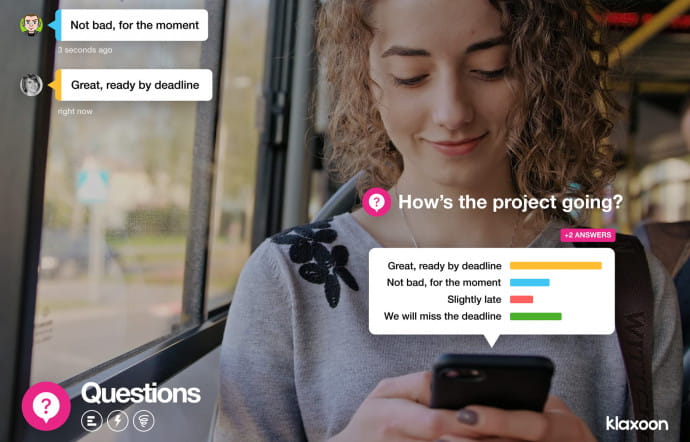 Pour sa V3, Klaxoon mise sur l’interactivité : les participants sont invités à poser des questions, répondre à des sondages…
