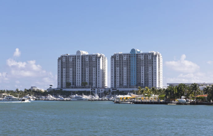 Sunset Harbour, accès facile avec la ligne de trolleys gratuits South Beach Loop.