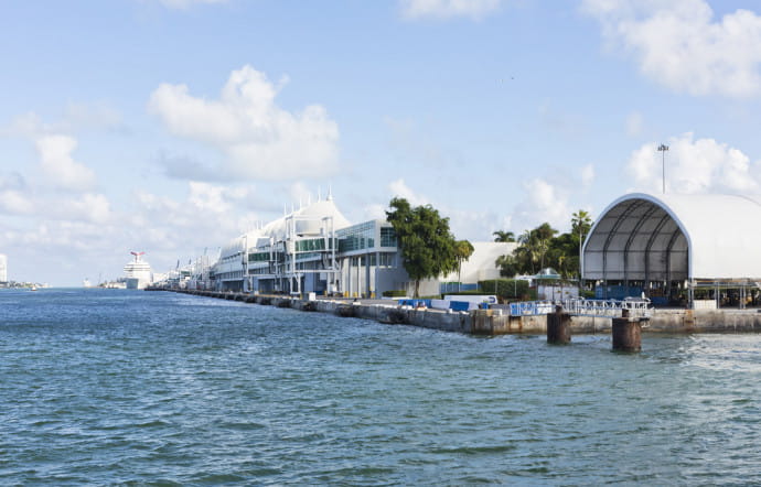 PortMiami compte 4 terminaux pour la prise en charge des croisiéristes, en attendant la construction d’une cinquième unité, en 2022.