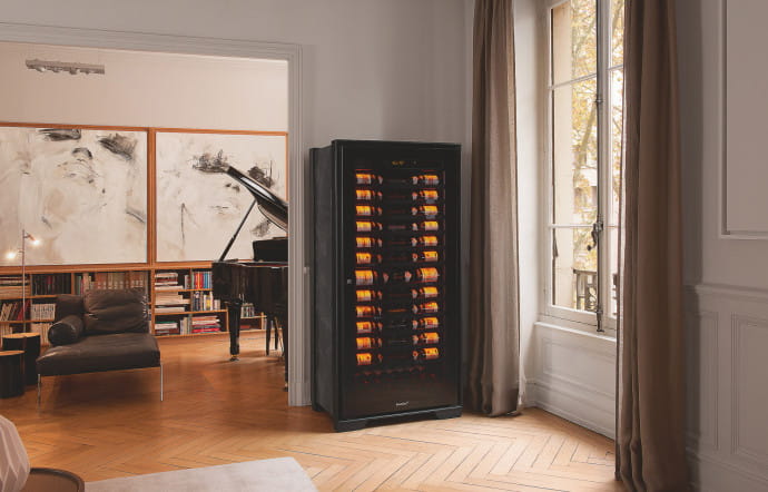 Royale, Eurocave, à partir de 12 500 €.