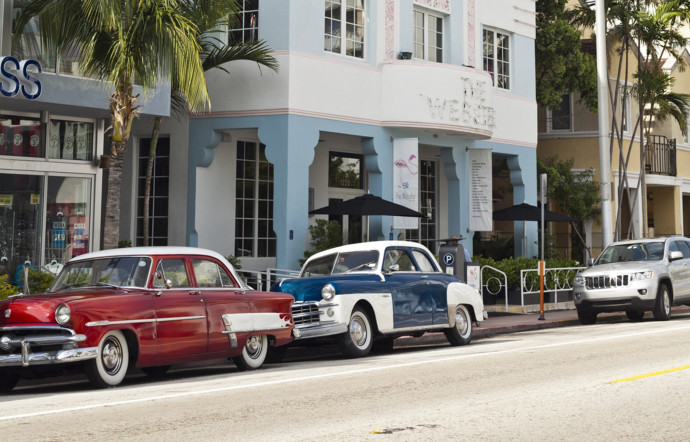 1200 Collins Avenue.
