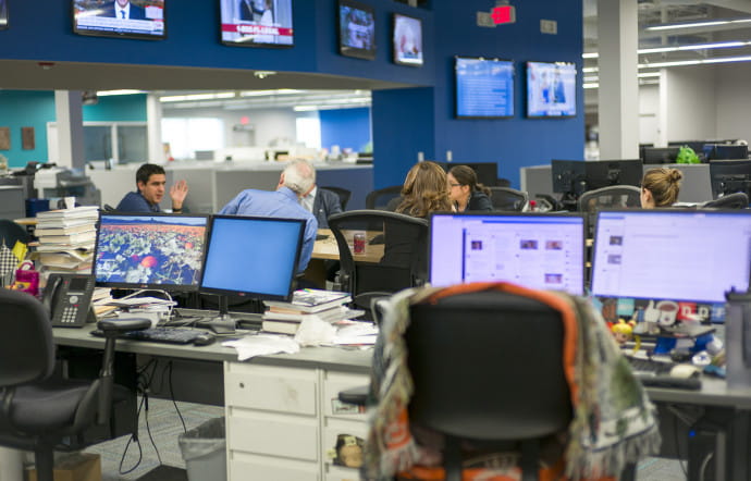 La rédaction compte 200 journalistes.