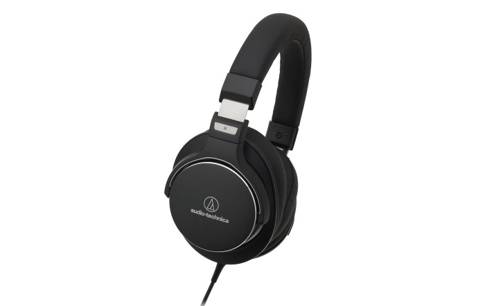 ATH‑MSR7NC, Audio-Technica, 299 €.