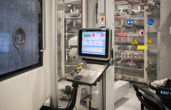 La nouvelle usine 4.0 de Latécoère, dans la banlieue de Toulouse, a été inaugurée en 2018. Elle est entièrement numérisée, automatisée et connectée.