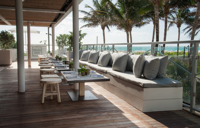 Hôtel star de Mid Beach, le Nobu joue la carte du luxe discret.