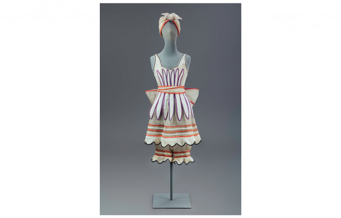 Costume de Louis Touchagues pour Cinéma, ballet de Serge Lifar, palais Garnier, 1888.