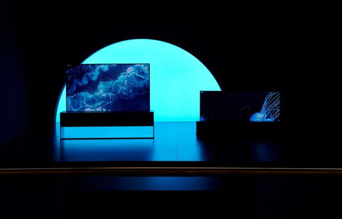 LG Signature OLED TV, dessinée par Foster + Partners.