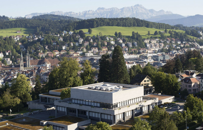 Education Swiss Made 3/8 : Université de Saint-Gall