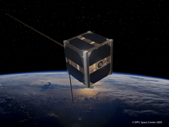 Le SwissCube, premier satellite artificiel suisse, a pour mission d’observer les phénomènes de luminescence nocturne.