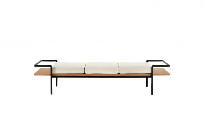 Poltrona Frau, 1 378 €.