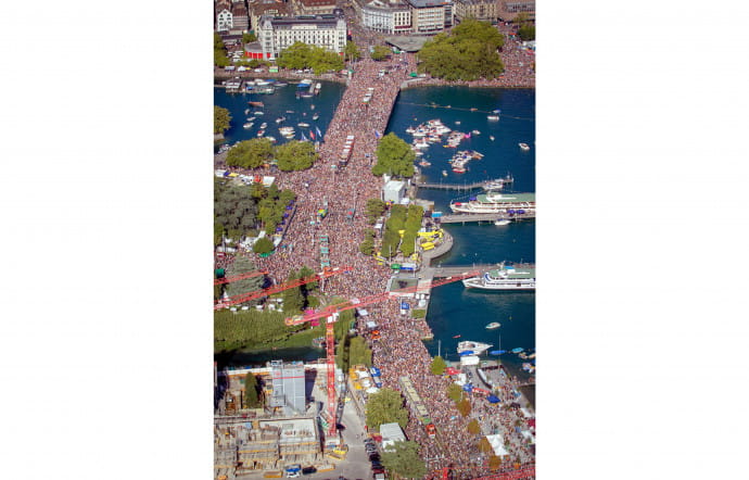 La Street Parade est le plus grand festival de musique électronique du monde.