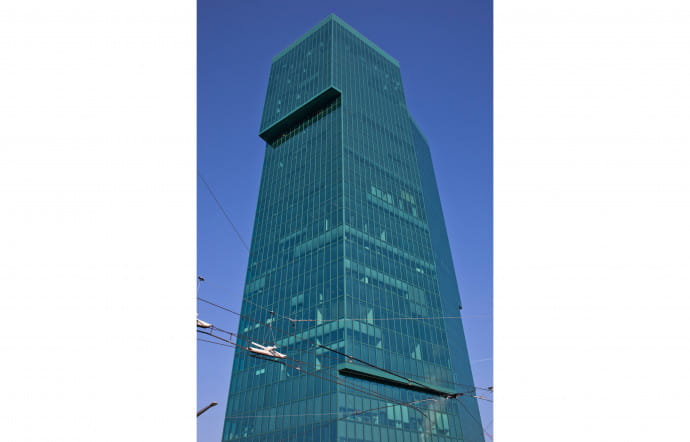 La Prime Tower, la plus haute tour de Suisse avec ses 126 mètres de hauteur.