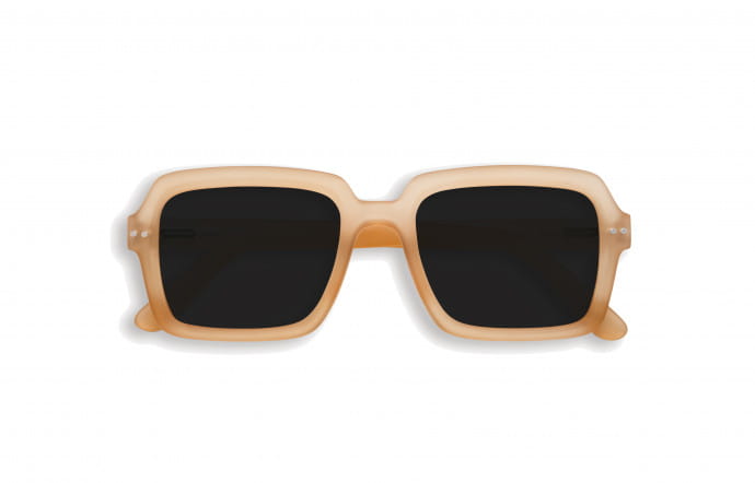 Lunettes de soleil, Izipizi, 45 €.