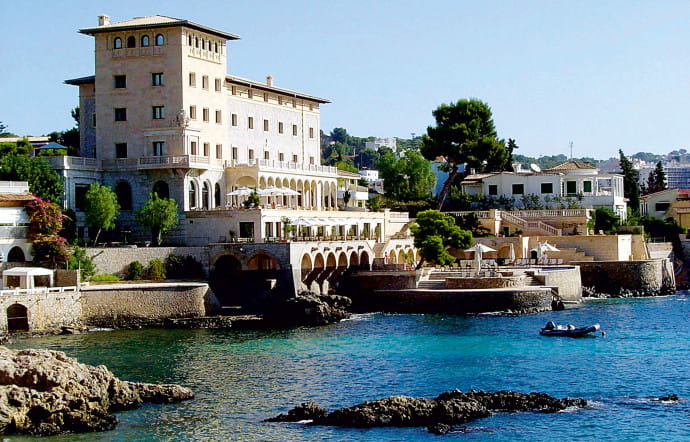 Trois hôtels en Espagne : Carretera d’Andratx, 11, Cas Catalá. Tél. +34 971 707 744. www.hospes.com