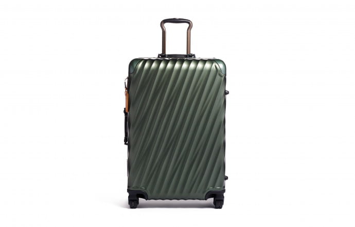 Tumi, à partir de 945 €.