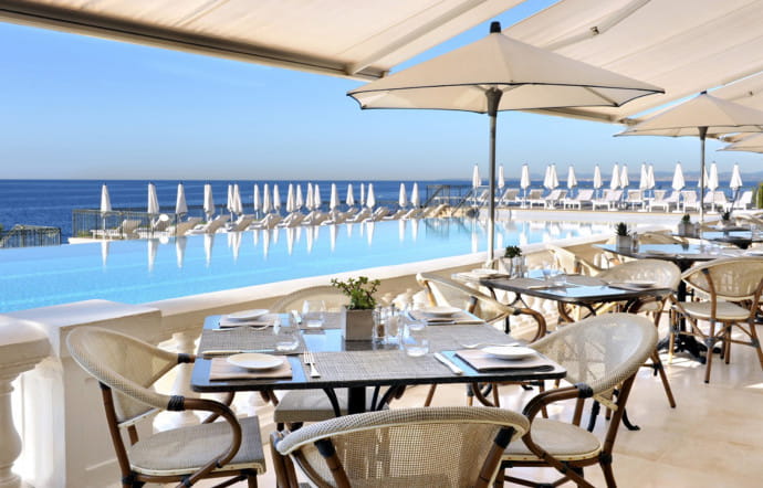 71, bd du Général-de-Gaulle. Tél. +33 (0)4 93 76 50 50. www.fourseasons.com/capferrat