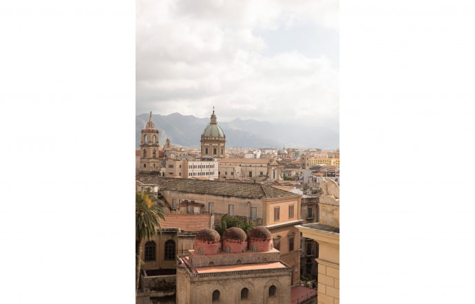 A la fois flamboyante et secrète, riche de son histoire, de ses cultures et de ses combats, Palerme est une ville tout en séduction.