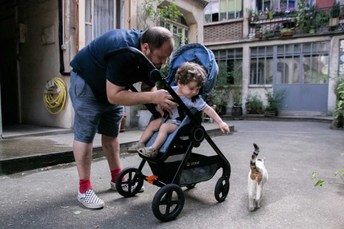 Stokke Beat, la poussette de référence pour la connexion parent – enfant… et chat ?