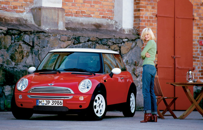 Mini Hatch (2001).
