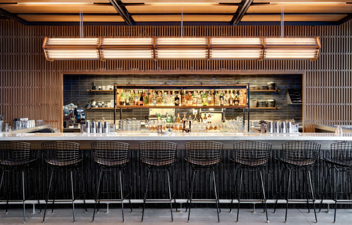 Le Cedric’s at the Shed, le bar-restaurant du nouveau centre culturel pluridisciplinaire dans Hudson Yards.