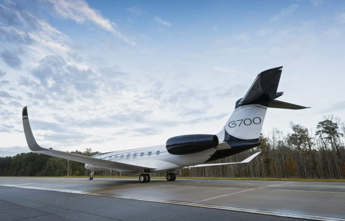 Le G700 emprunte son fuselage au G650ER mais a propose une cabine plus longue de trois mètres grâce à une optimisation des intérieurs.