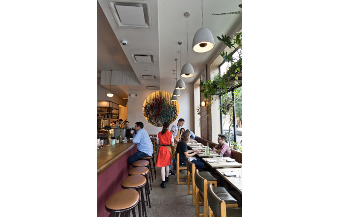New York : 5 restaurants à Brooklyn – 50 Withers Street. Tél. +1 (718) 387-3434.www.llamainnnyc.com