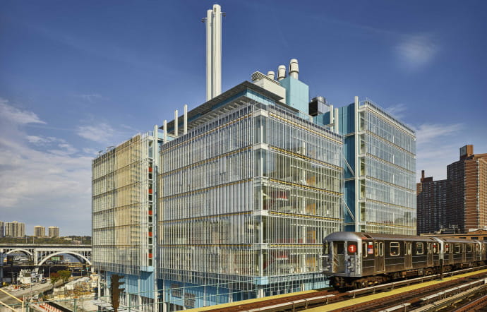 Manhattanville, le nouveau campus de l’université Columbia commence à prendre forme dans le quartier de West Harlem. Le projet inclut des espaces éducatifs, mais aussi résidentiels et commerciaux. La fin du chantier est prévue pour 2030.